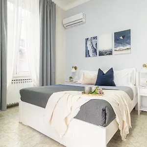 Casa Mana - L'opera Group Casa vacanze La Spezia