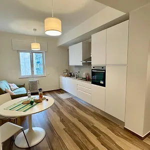 Rainbow Luxury - Sea View Appartamento Bari